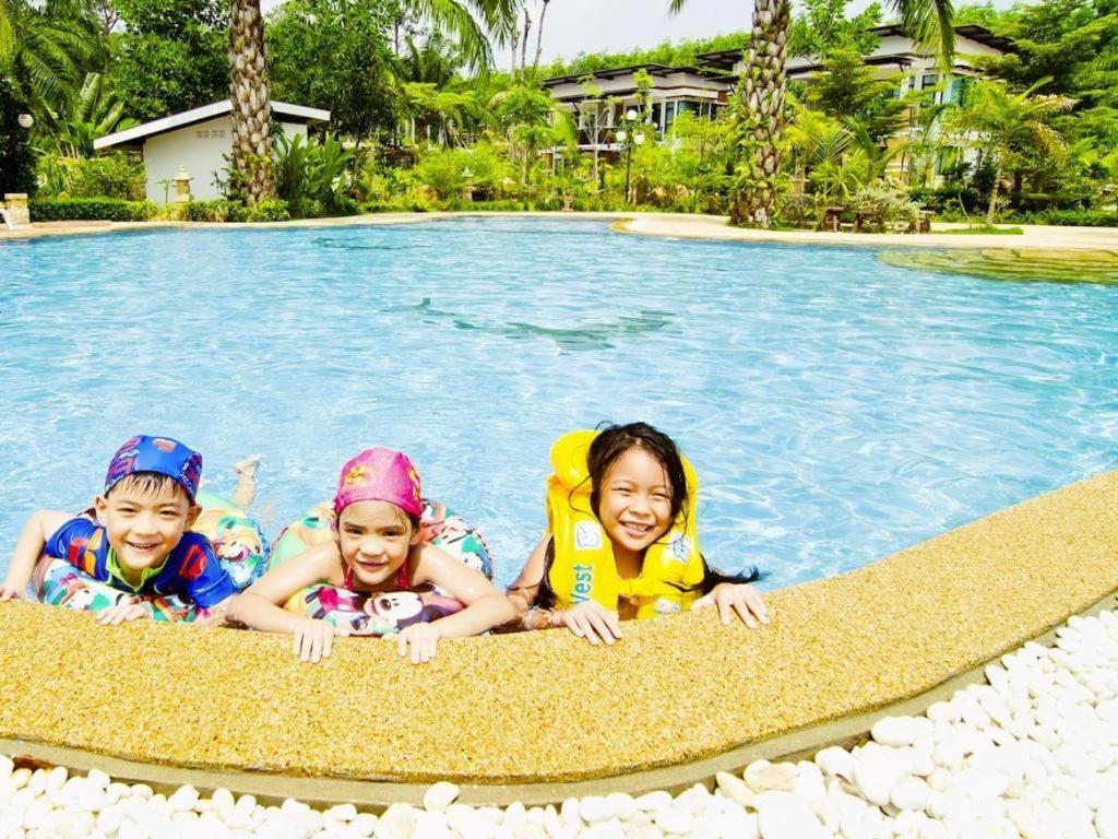 Nattha Waree Hot Spring Resort And Spa Ban Nua Khlong Buitenkant foto