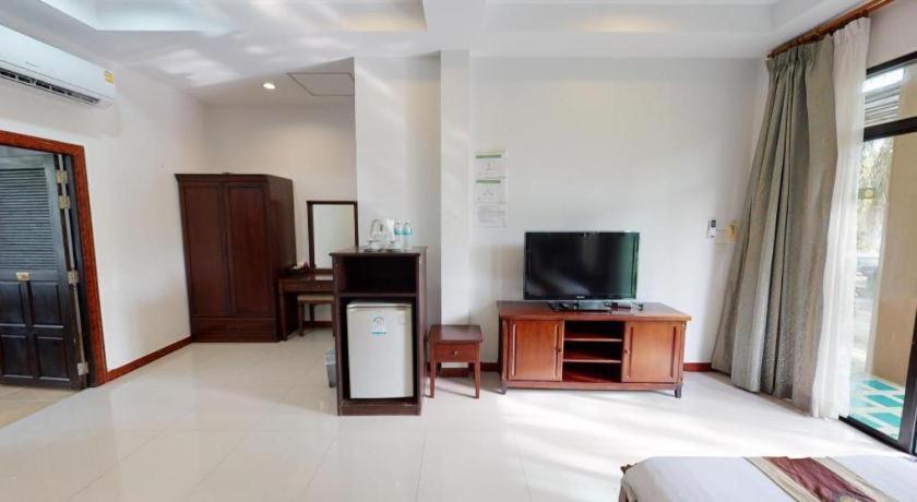 Nattha Waree Hot Spring Resort And Spa Ban Nua Khlong Buitenkant foto
