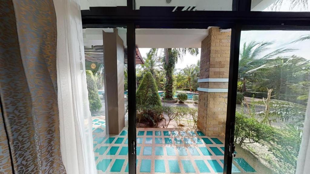 Nattha Waree Hot Spring Resort And Spa Ban Nua Khlong Buitenkant foto