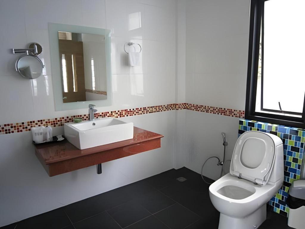 Nattha Waree Hot Spring Resort And Spa Ban Nua Khlong Buitenkant foto